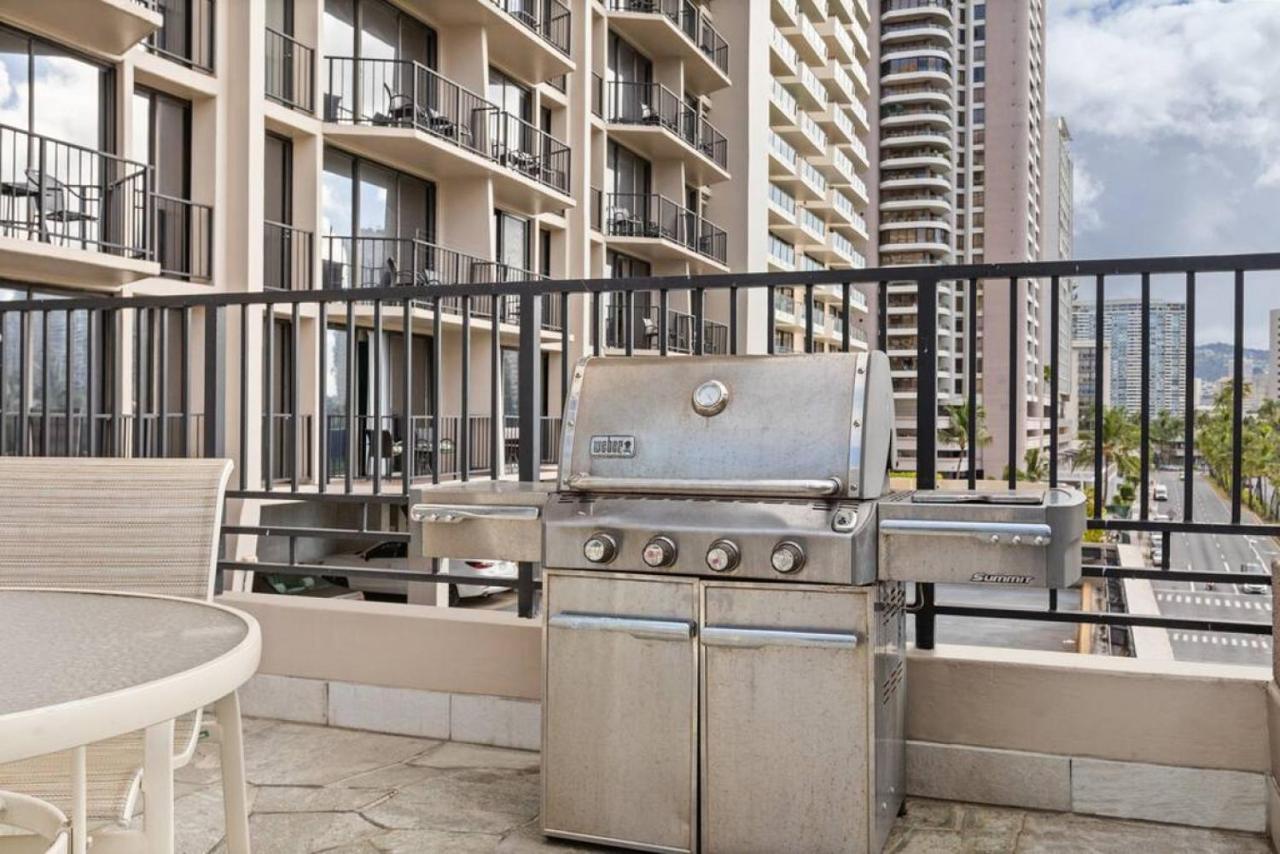 Incredible Location Free Parking In Waikiki Villa Хонолулу Екстериор снимка